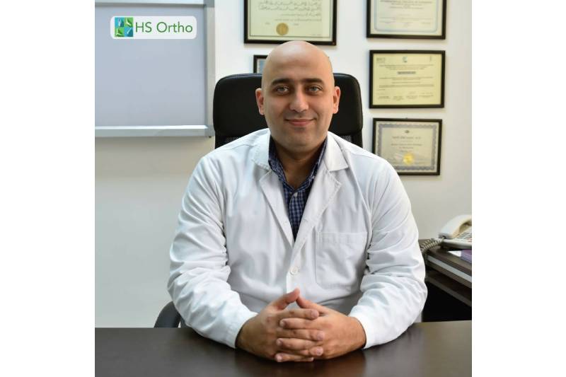 Young Jordanian Orthopaedic surgeon reinvents traditional knee surgery