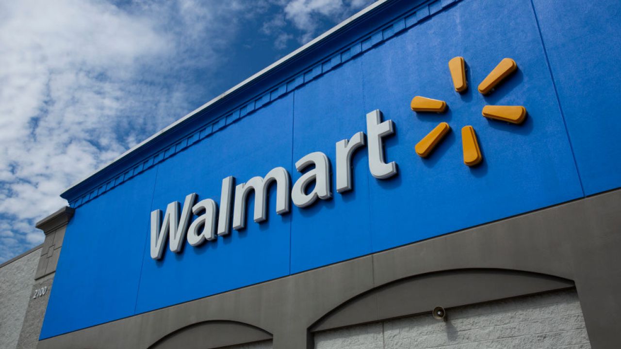 Walmart intends to fill online orders with assistance from robots at some US stores