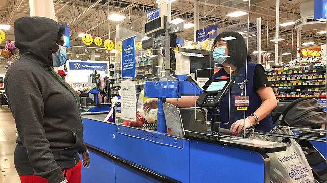 Walmart offers $350B vow to help US manufacturing