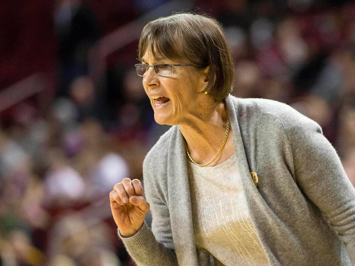 Stanford Cardinal’s Tara VanDerveer elected Naismith women’s basketball coach of the year