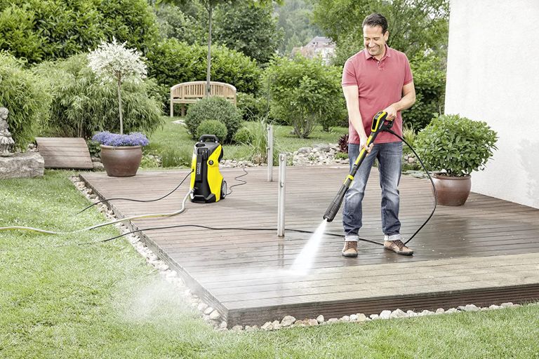 Benefits of using a Pressure Washer to Clean your Property