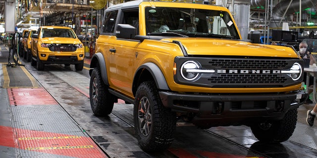 Ford production of 2021 Bronco SUV restarts after 25 years