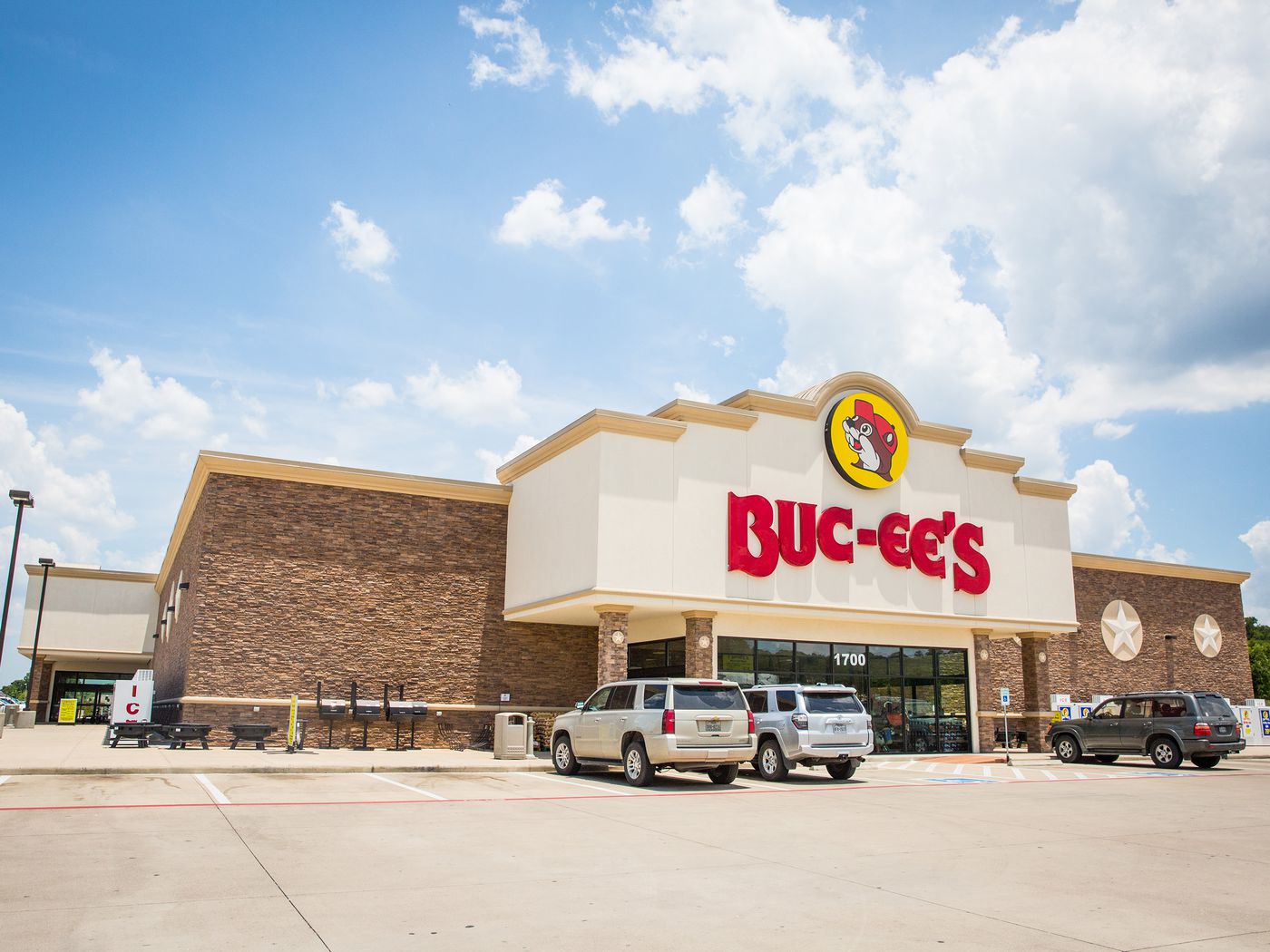 Tennessee Buc-ee’s will be the world’s biggest convenience store, outperforming Texas staple