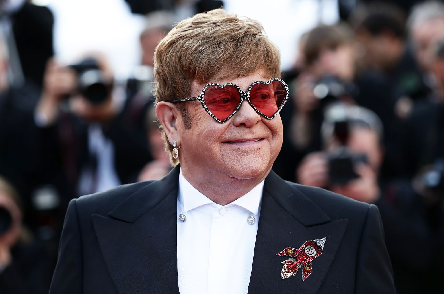 Elton John includes dates to the final farewell tour, including big stadium shows