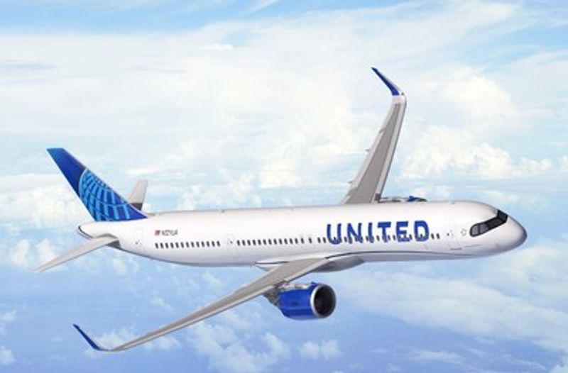 United Airlines includes flights to beach destinations, expecting travel recuperation to proceed
