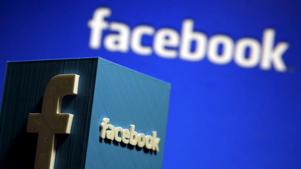 Facebook defers office reopening to January 2022
