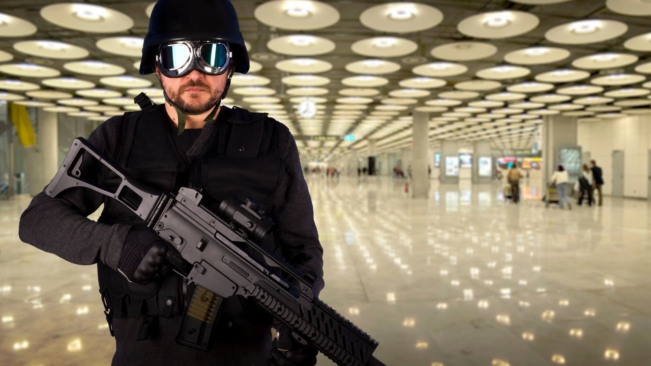  Wearing Appropriate Clothing and Carrying Defensive Gear Can Help Security Guards Enjoy Safety