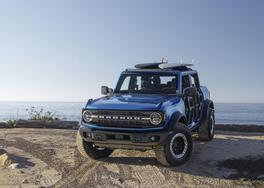 Ford found sellers offering up fake Bronco clients, and it’s had enough