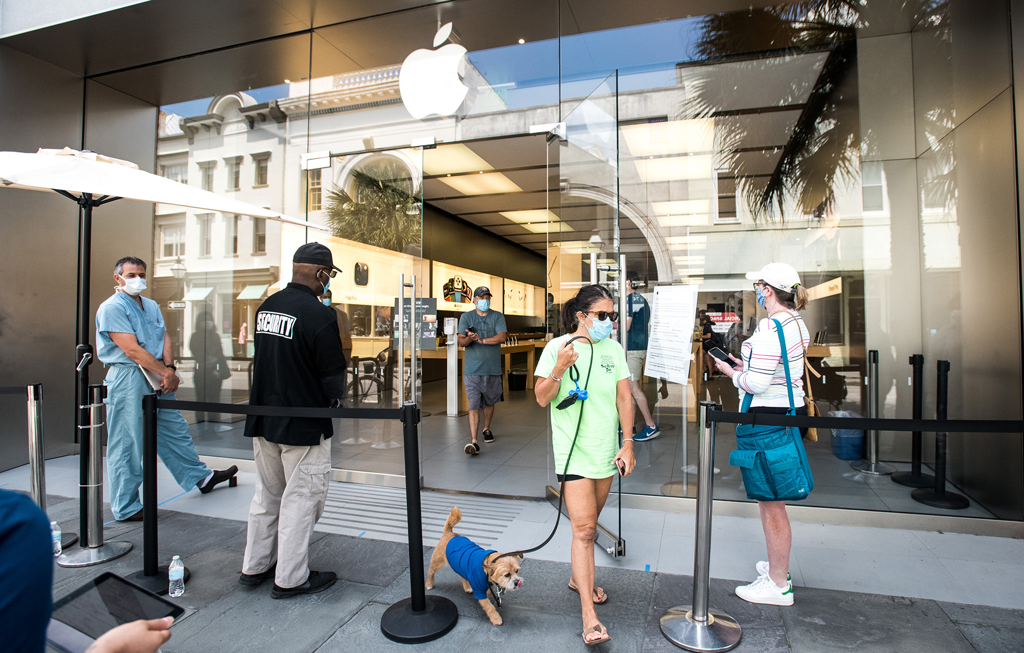 Apple store at Southpoint stays shut, alongside more than 20 other Apple stores