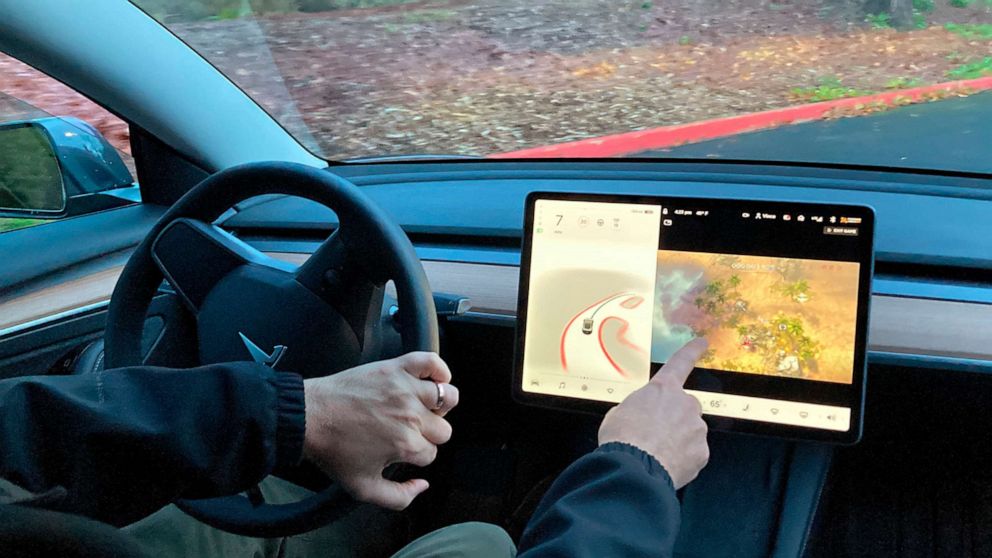 NHTSA projects official probe into Tesla drivers playing video games on the onboard computer
