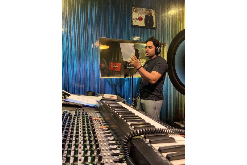Taking the music industry by storm is an astounding and aspiring music producer, Thenitishnagar.