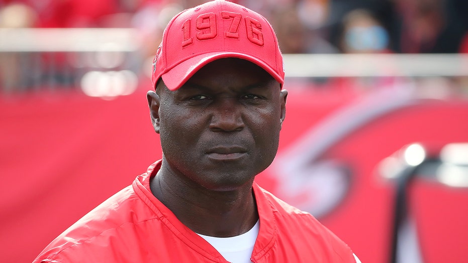 Tampa Bay Buccaneers’ Todd Bowles makes light of consideration on coaching matchup with Pittsburgh Steelers’ Mike Tomlin