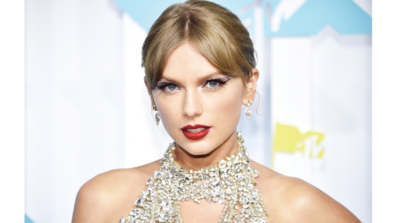 Taylor Swift Adds 17 New Dates to Upcoming The Eras Stadium Tour