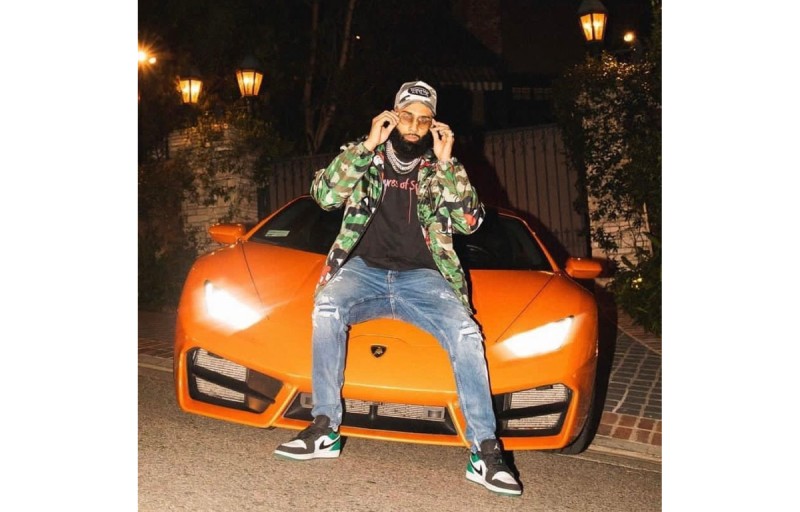 Happy Singh’s influence in the music industry is undeniable owing to his unique style which incorporates elements of hip-hop