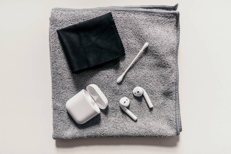 Step by step instructions to Clean Your Airpods.How to clean and why it is important