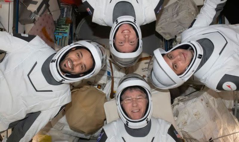 After a six-month stay on the ISS, SpaceX’s Crew-6 astronauts splash land.