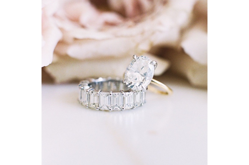 Finding The Perfect Symbol Of Love: Best Places To Buy Engagement Rings