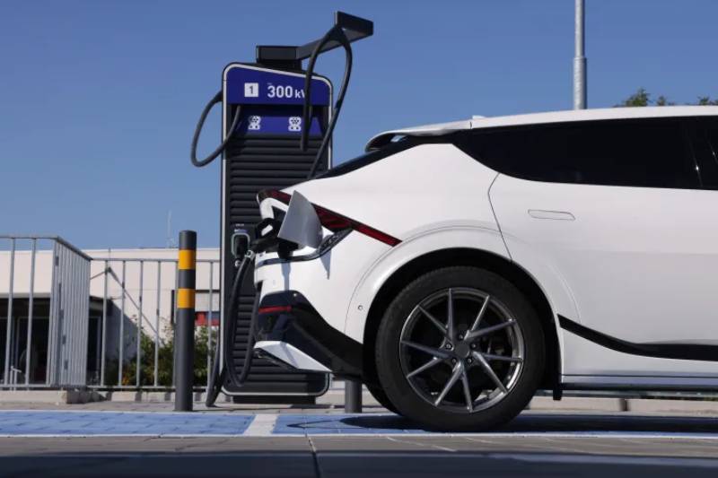 Volteras: Empowering EVs and Chargers to Match Tesla’s Control