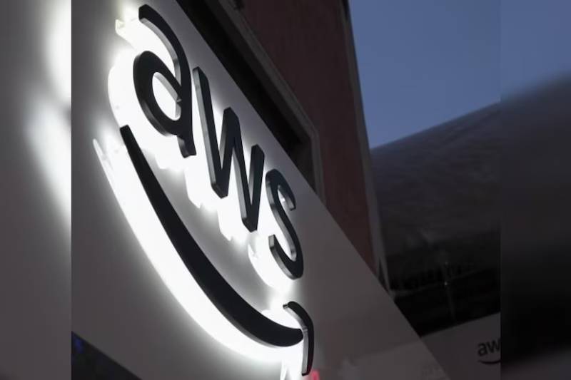 TCS and AWS will introduce a Gen AI practice