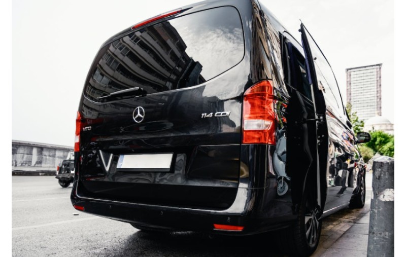 Hire Chauffeur Service in Manchester – Things to Consider