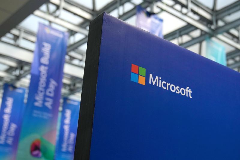 Microsoft Plans To Invest $1.7 Billion In Indonesian Cloud Computing and Artificial Intelligence