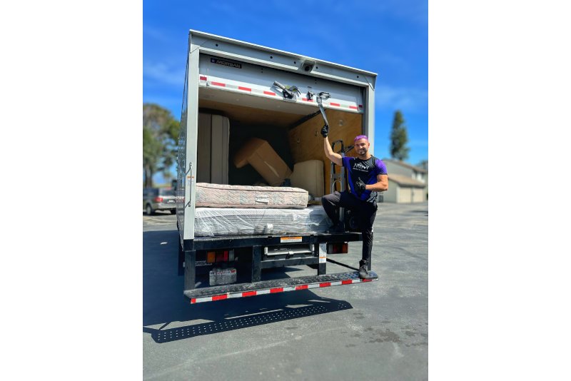 The Gig Economy Revolution: How Muvr’s CEO Rico Suarez is Paving the Way for a New Era of Moving and Furniture Delivery